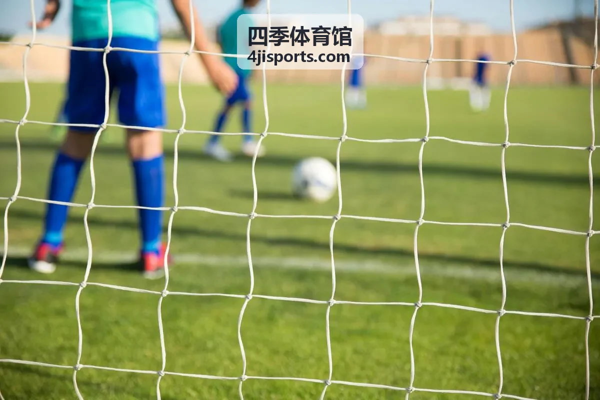 四季体育馆恒温泳池